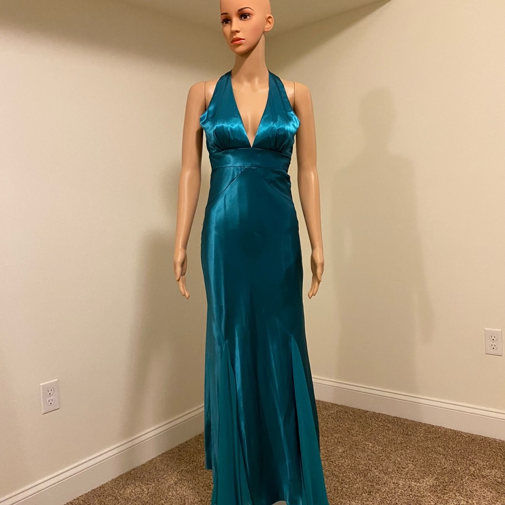 Morgan & Co Teal maxi backless dress to attend a wedding or prom